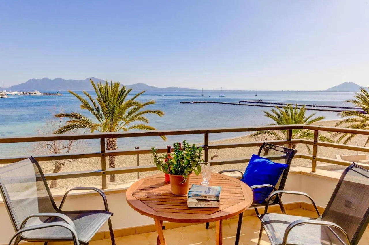 Beachfront Apartment Simar By Sealand Villas Port de Pollenca