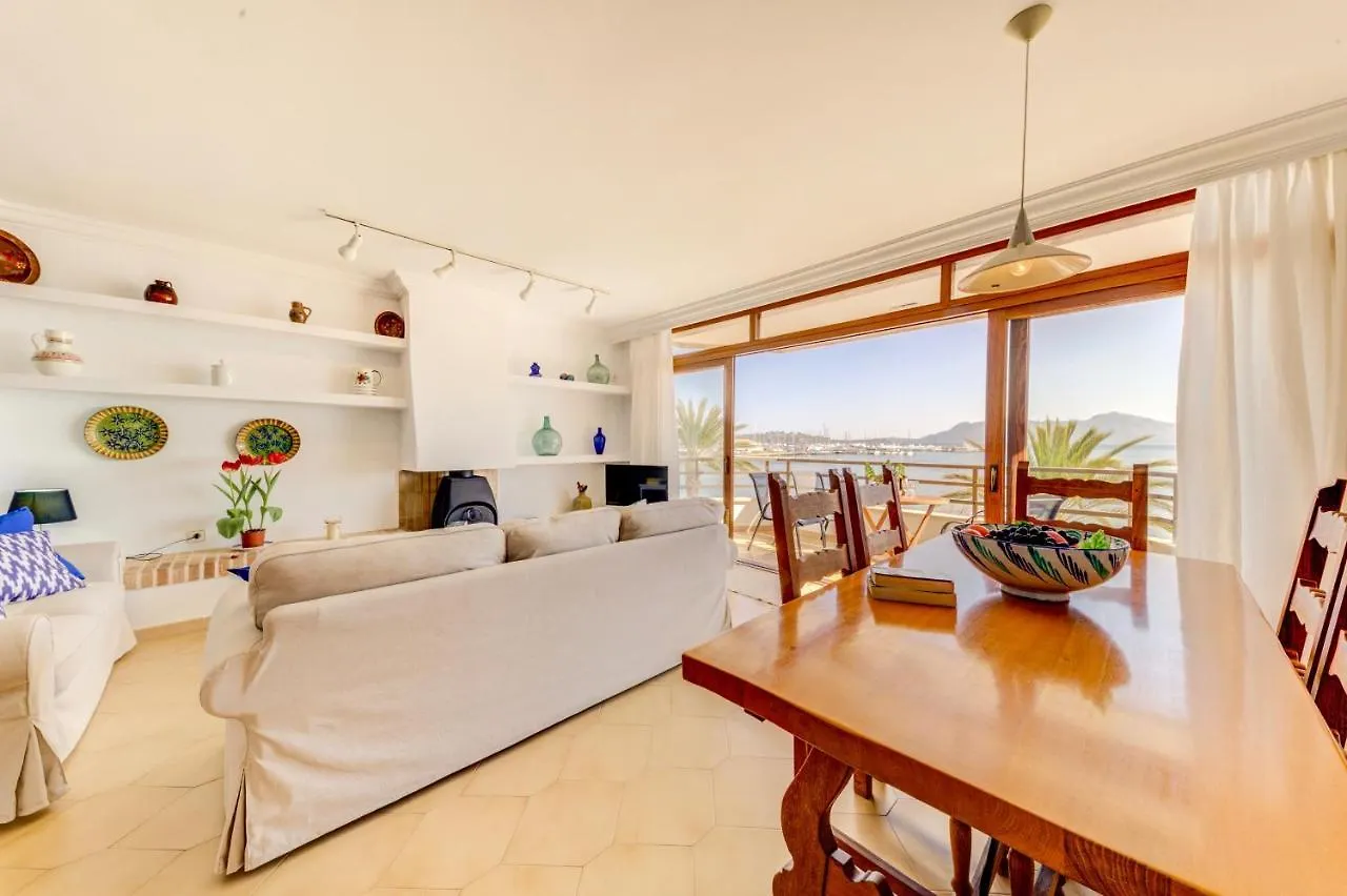 Beachfront Apartment Simar By Sealand Villas Port de Pollenca