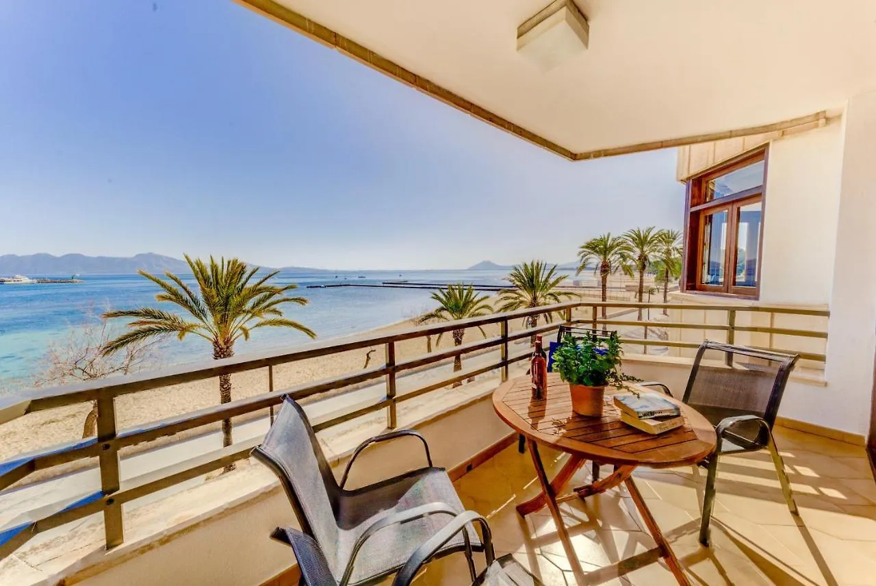 Beachfront Apartment Simar By Sealand Villas Port de Pollenca