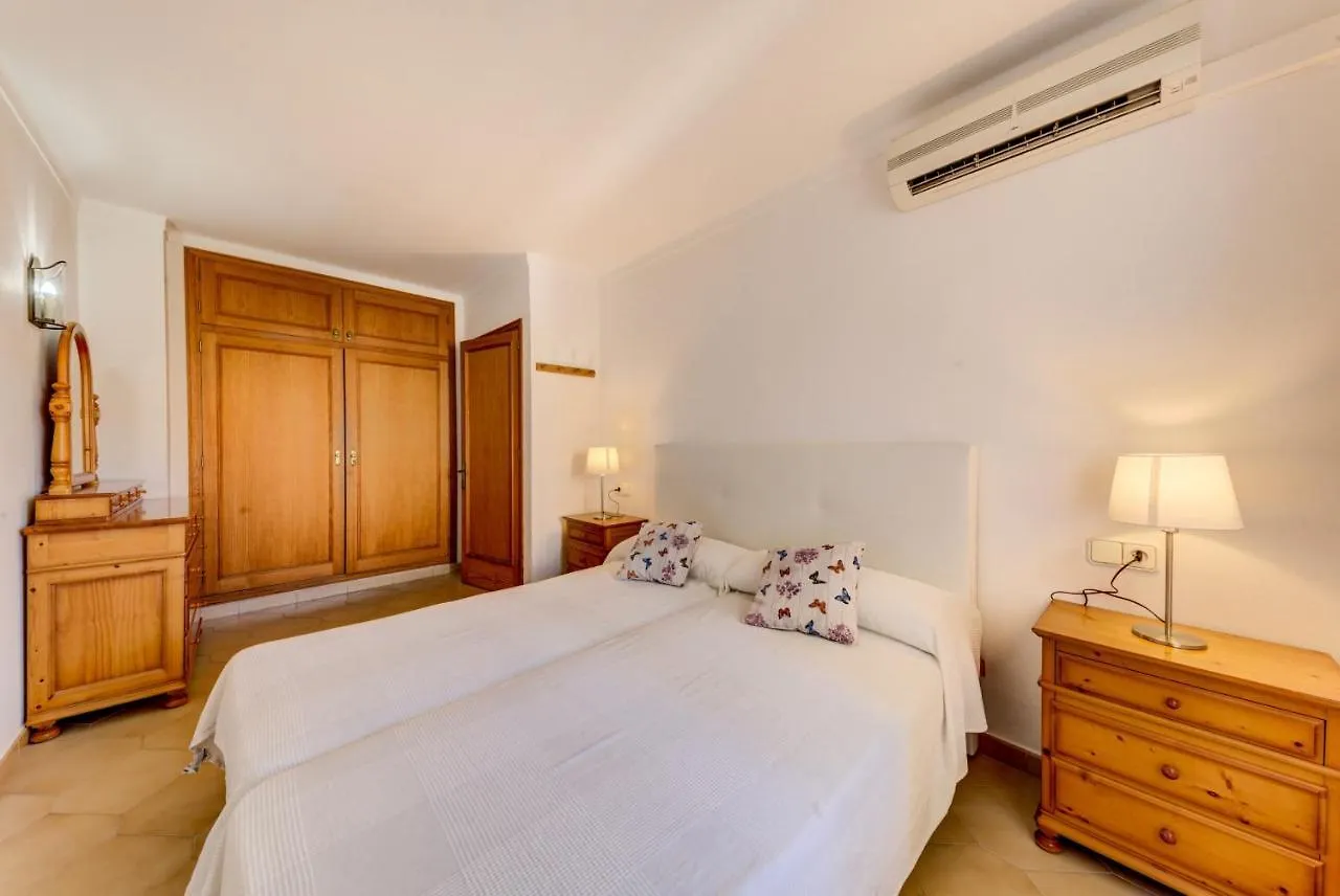 Beachfront Apartment Simar By Sealand Villas Port de Pollenca